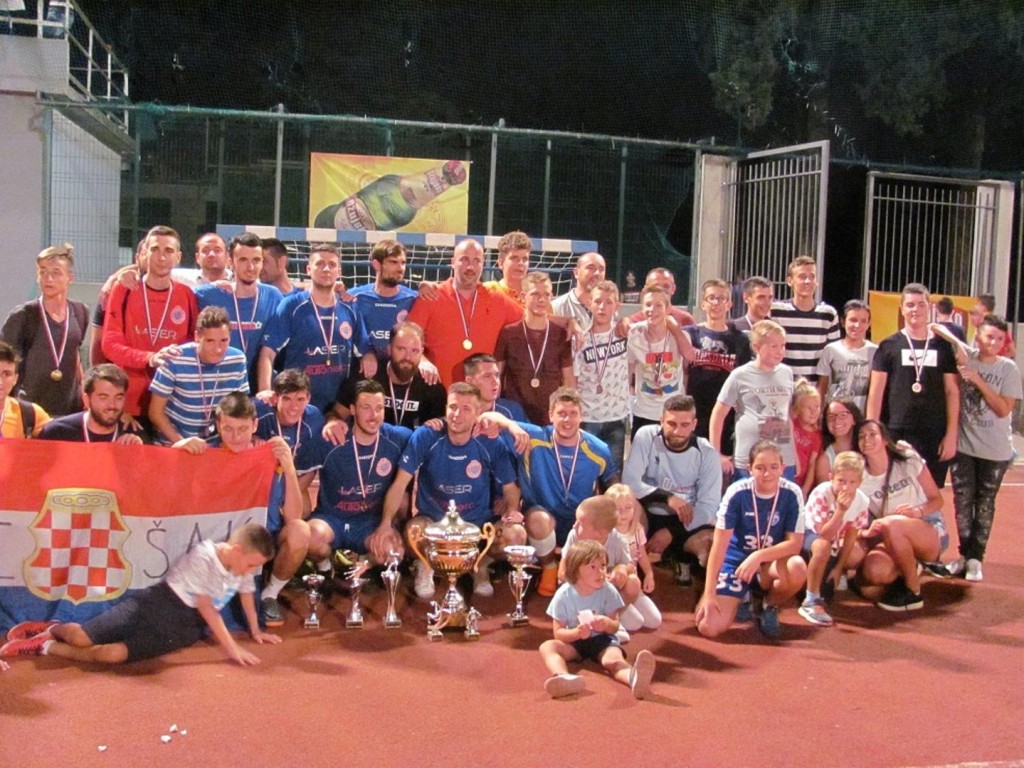 Pregrađe pred punim tribinama došlo do naslova prvaka u Ljubuškom