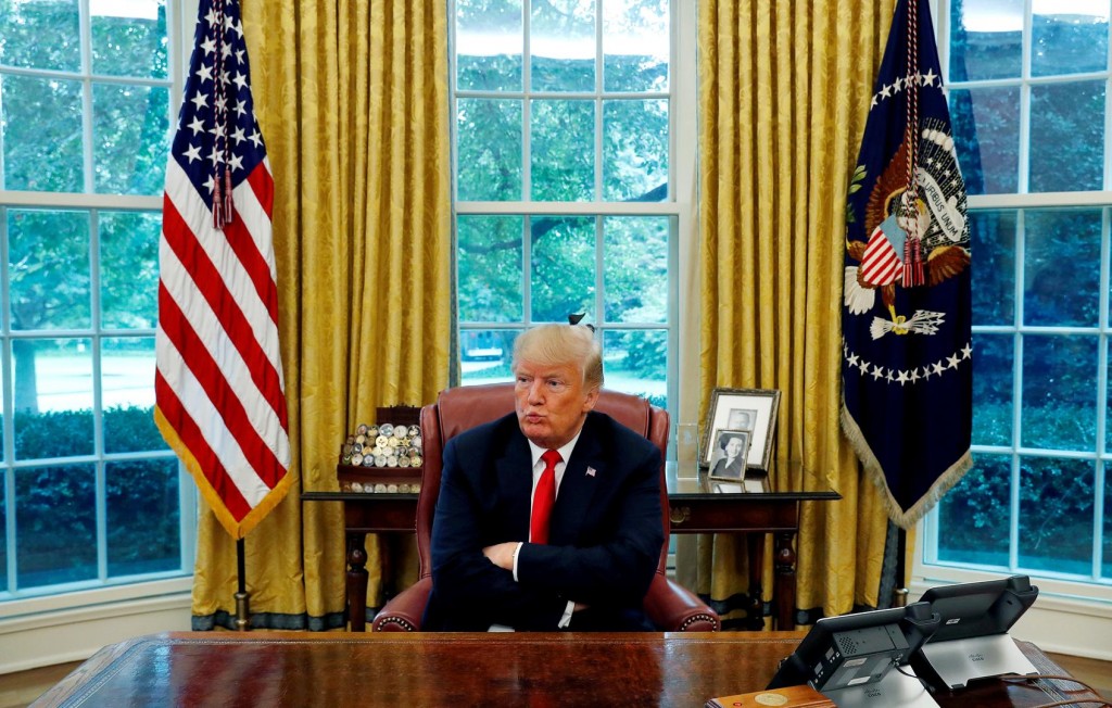Trump bi mogao pasti, afera je veća i od Watergatea