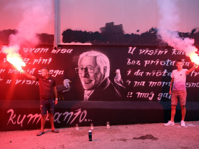 U Trogiru napravljen veliki mural u čast Olivera Dragojevića