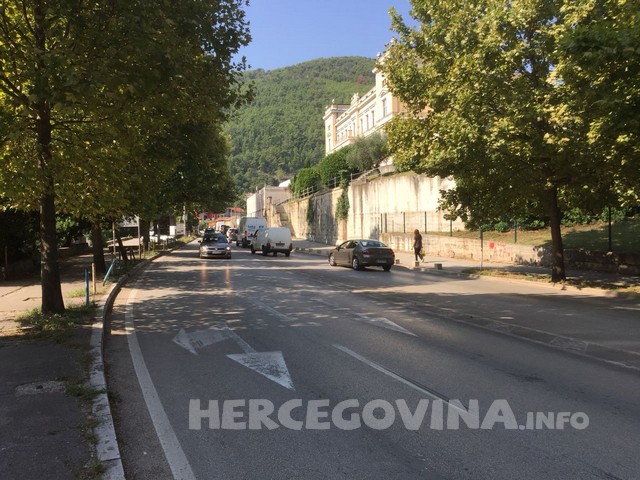 Započeli radovi na ulazu u Mostar: Navlači se novi asfalt 