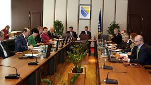 Državnu vlast muče globalni, a federalnu politički i socijalni problemi