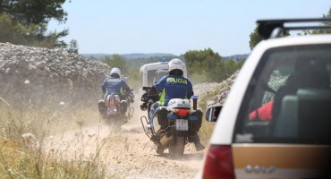 Na Šolti nestala djevojčica (6): Traži je policija, vatrogasci i HGSS