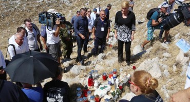 Obilježava se godišnjica kornatske tragedije: Mimohod sjećanja za stradale vatrogasce