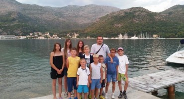 Djeca iz župa Drvar i Grahovo ljetovala u Slanom