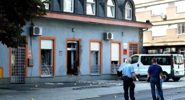 Eksplozija na zagrebačkoj Trešnjevci, očevid traje