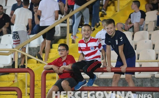 HŠK Zrinjski, fk zvijezda 09