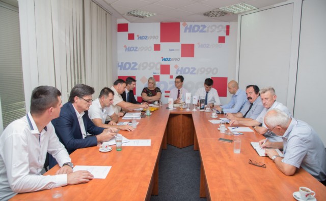 Hrvatsko zajedništvo