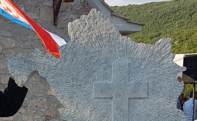 Posušje spomenikom ne slavi ustaštvo nego  Hrvatsku i Bosnu i Hercegovinu