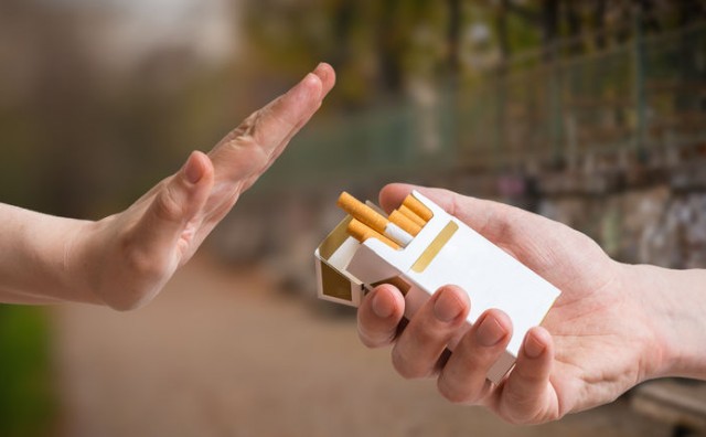 život, cigarete, dim