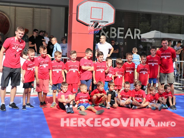 HKK Zrinjski: Održano druženje igrača i navijača aktualnih košarkaških prvaka BiH