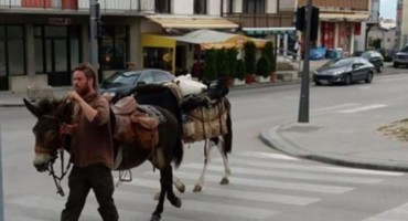 Zanimljiv turist prošao kroz Tomislavgrad