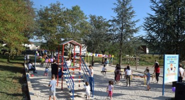 Kočerin, igralište, obnova igrališta