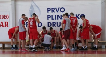 HKK Zrinjski 2-KK Leotar 63:66