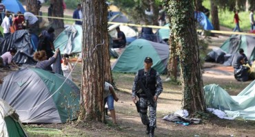 Sarajevo: Migranti naoružani, pljačkaju kuće i trgovine