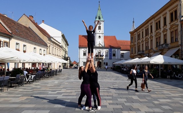 Hrvatski cheerleading klub Široki sudjelovao na cheerleading kampu u Varaždinu