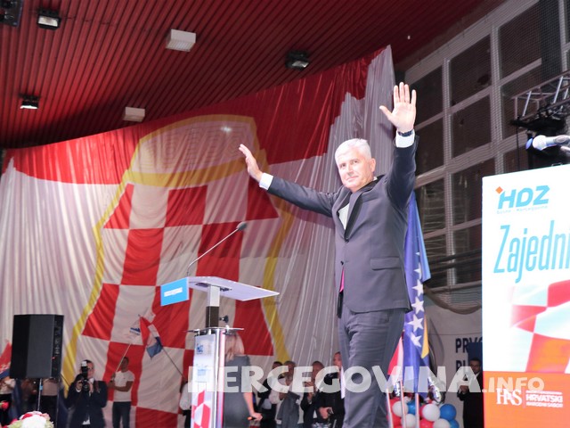 Dragan Čović na veikom skupu u Mostaru: Unitarna i građanska država ovdje nemaju mjesta