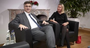 IZ UREDA FEDERICHE MOGHERINI PONOVLJENO: Riješiti pitanje reforme Izbornog zakona u BiH