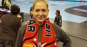 Poslije njegove smrti povukla se iz medija: Kako danas živi Tošina najveća ljubav?