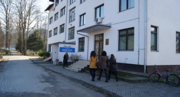 Zbog visoke i nekorektne cijene tiskanja, brucoši ostali bez indeksa