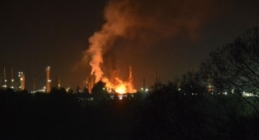 Jedan radnik poginuo, devetero ozlijeđeno u eksploziji: 'Štetni plinovi su u granicama normale'