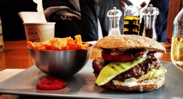 'Skidanje' s nezdrave hrane može izazvati iste simptome kao i odvikavanje od narkotika