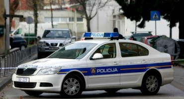 policija