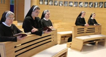 Priprema Školskih sestara franjevki za odlazak u Ugandu