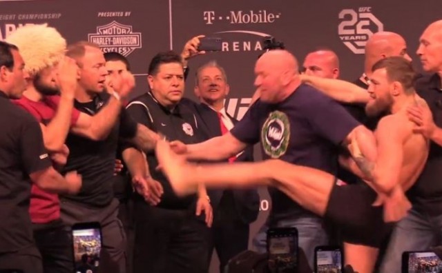 Kaos na UFC-ovu ceremonijalnom vaganju: McGregor udario Nurmagomedova!