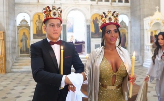 Zlatna vjenčanica, sveci i dekolte: Video srbijanske svadbe postao hit na internetu