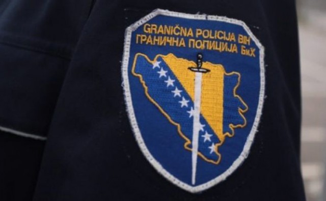 Posušje: Albanac iz BiH u Hrvatsku pokušao prokrijumčariti 17 migranata
