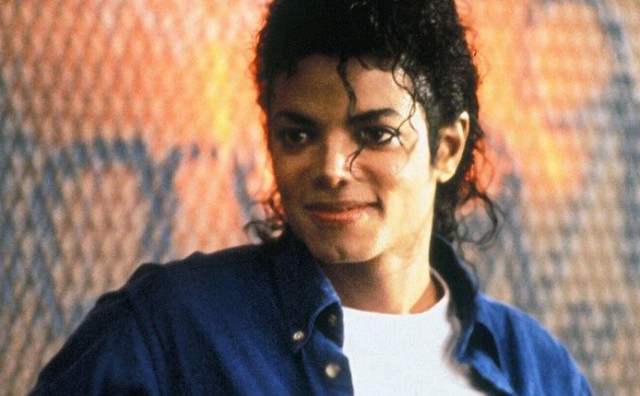 Crna kožna jakna Michaela Jacksona s turneje "Bad" prodaje se za vrtoglavu cijenu
