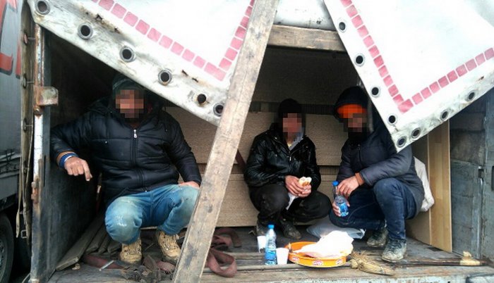 Vozio iz Livna pa u Šibeniku ugledao migrante u svom kamionu