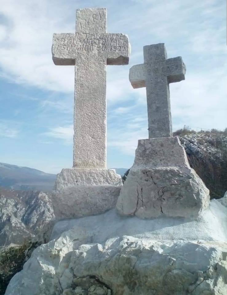 Katarina Zovko Ištuk: Križu sveti, sliko časti
