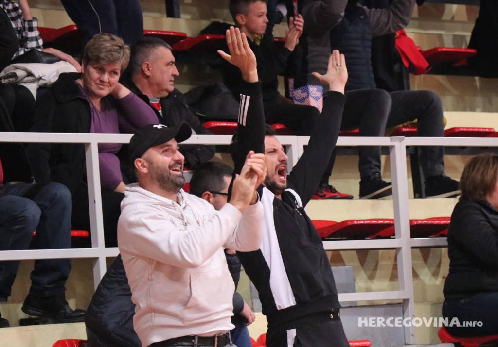 HMRK Zrinjski: Pogledajte kako je bilo u dvorani na utakmici protiv Konjuha