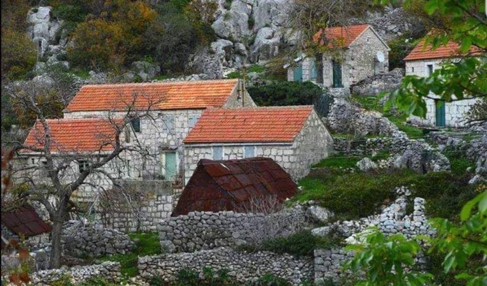 Katarina Zovko Ištuk: Grobovi od pradjedova oprostit vam nikad neće