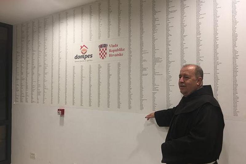U Dompesu stanuje 15 studenata