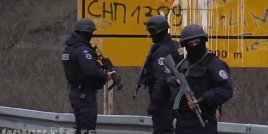 Pucnjava i sirene u Mitrovici, ljudi izašli na ulice: Albanci upali u srpski dio grada