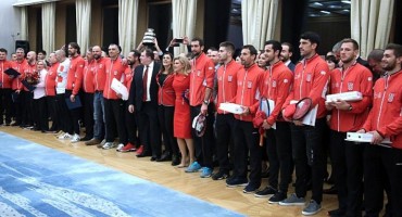 Odlikovanja Republike Hrvatske igračima i članovima stručnog stožera hrvatske Davis Cup reprezentacije