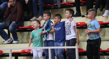 HKK Zrinjski: Pogledajte kako je bilo u dvorani na utakmici protiv Primorske