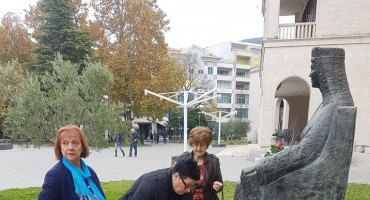 Udruga Hrvatska žena Mostar obilježila imendan kraljice Katarine Kosača