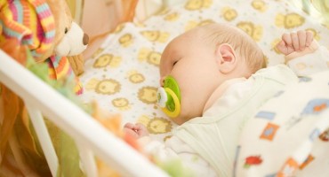  Ne premještajte ih u krevet: djeca trebaju spavati u kolijevci do svoje treće godine 