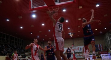 HKK Zrinjski-KK Helios Suns  96-86 (49:45)