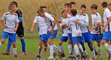 Mlađi pioniri Neretvanca bolji od Kamena, juniori Kamena slavili u Opuzenu