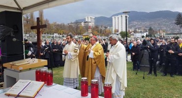 Kako strancima u BiH vjerovati, pa njima je stalo da se donese zakon protuprirodnih brakova