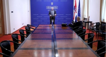 Novinari u Saboru bojkotirali presicu Željka Glasnovića