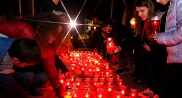 Hrvati iz BiH organizirano stižu u Vukovar, iz Orašja već krenula kolona