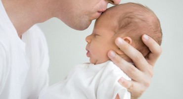  Očevi, posvetite se djeci od prvog dana jer je to presudno za njihov mentalni razvoj 