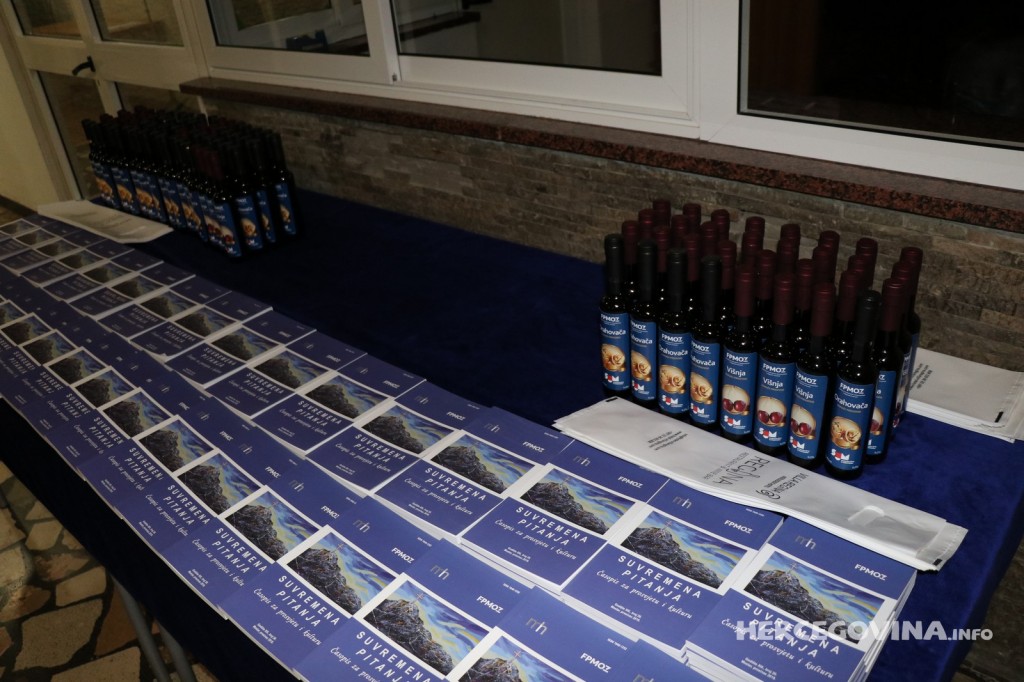 FPMOZ: U Kampusu u Rodoču održan Božićni domjenak