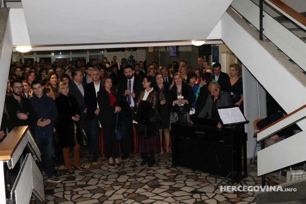 FPMOZ: U Kampusu u Rodoču održan Božićni domjenak