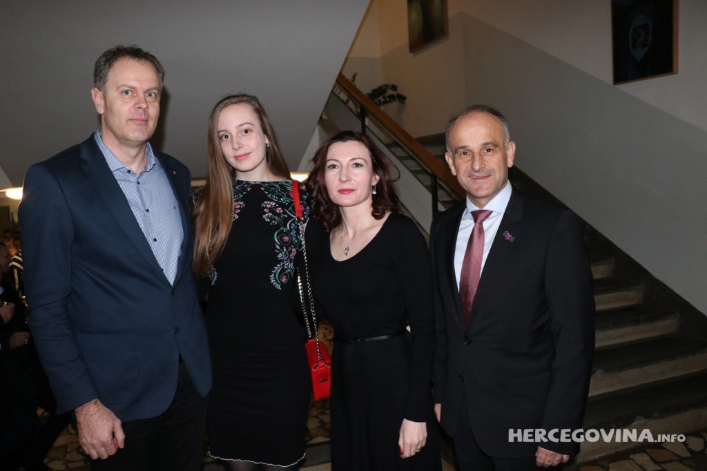 FPMOZ: U Kampusu u Rodoču održan Božićni domjenak